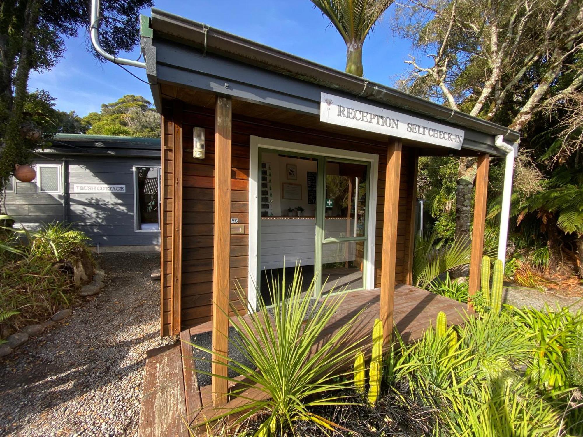 Paparoa Park Motel 푸나카이키 외부 사진