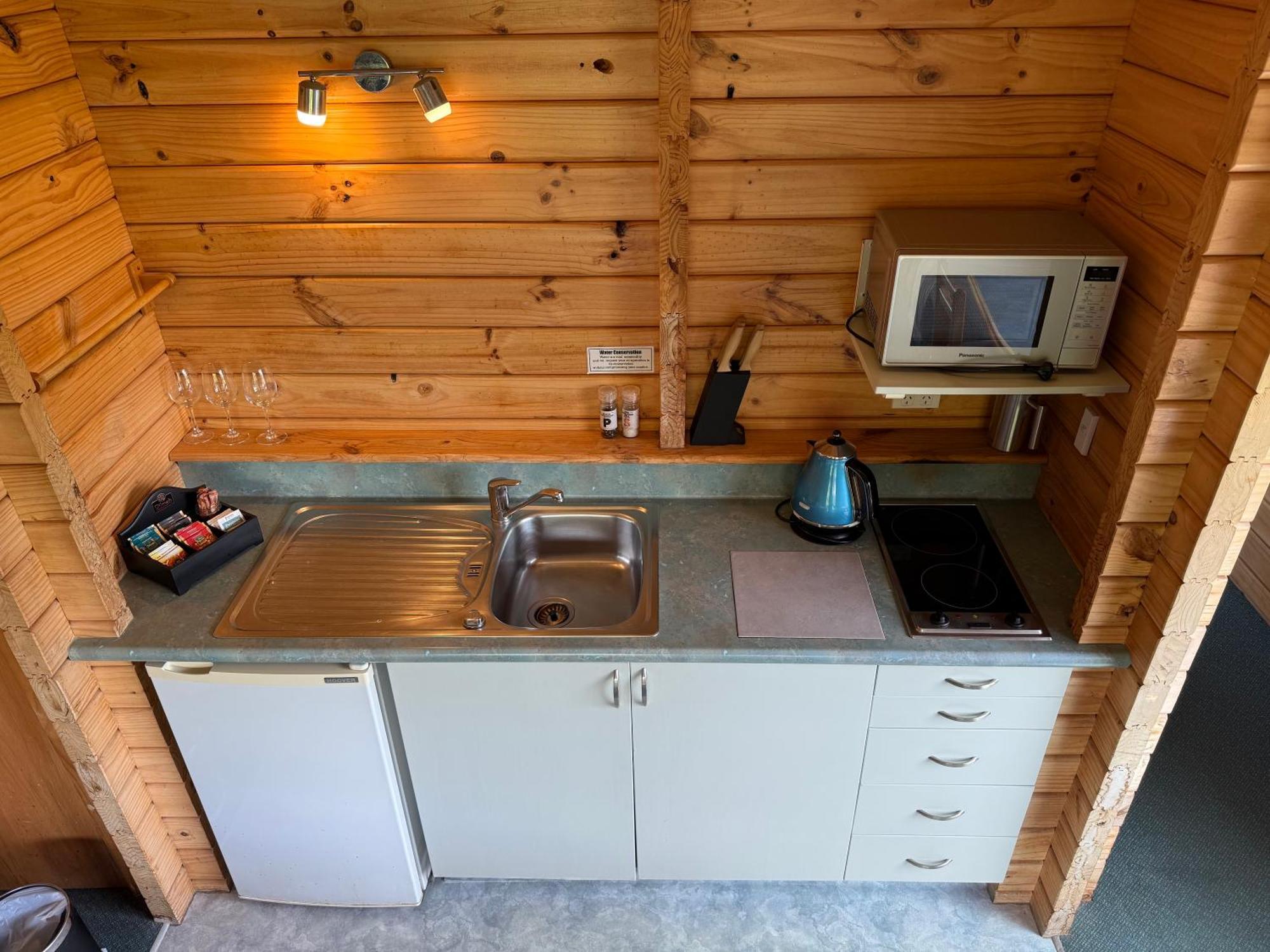 Paparoa Park Motel 푸나카이키 외부 사진
