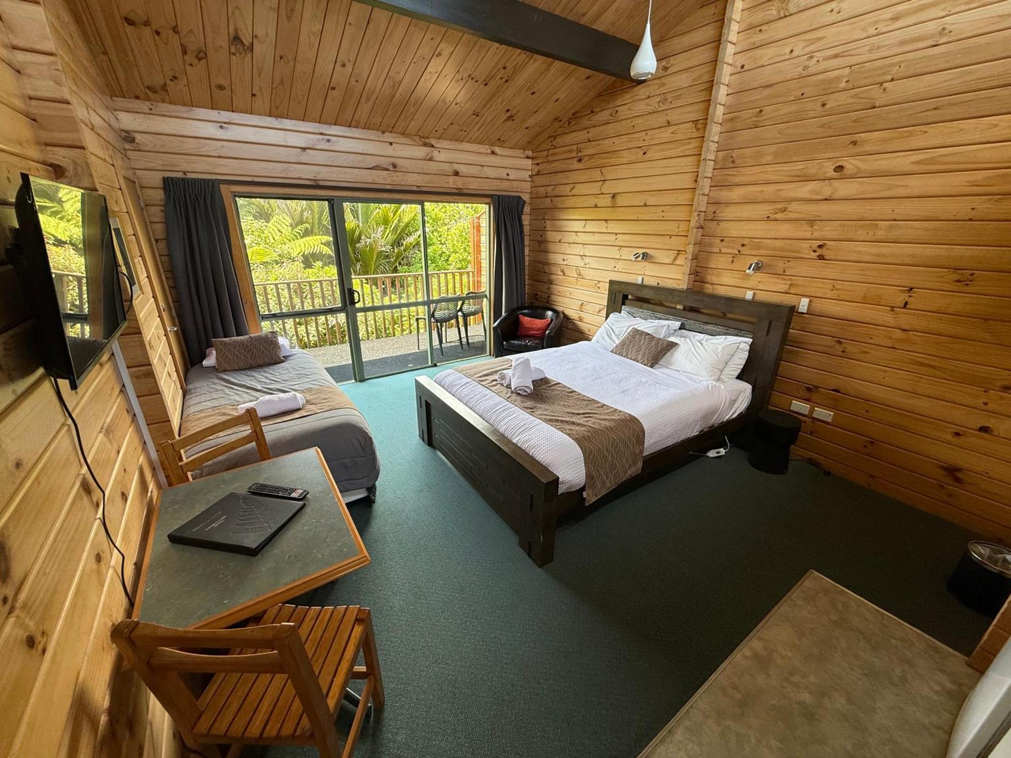 Paparoa Park Motel 푸나카이키 외부 사진